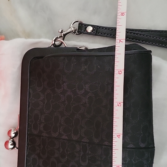 Coach Evening Wristlet - Picture 3 of 9